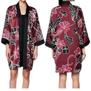 Chicos Travelers Floral Printed Kimono in Chianti Color Size Large XL